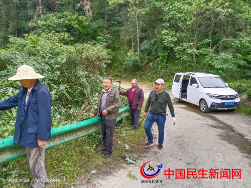 秭归县九畹溪镇砚窝台村：村民称赞党员越老越先进